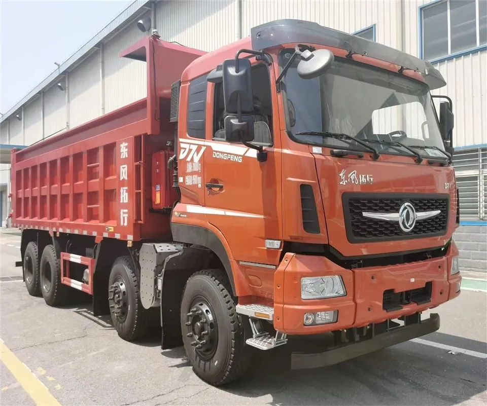 Camions à benne basculante 8*4